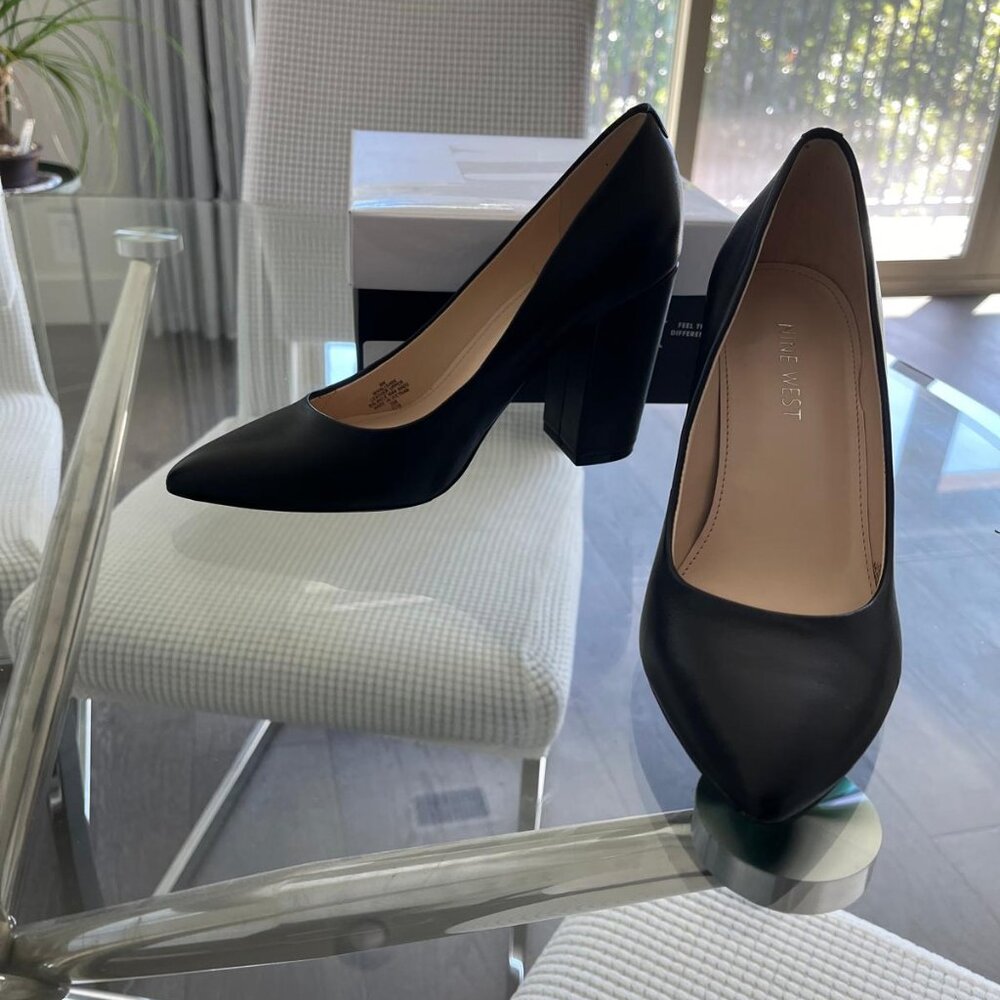 Nine West Leather Pumps